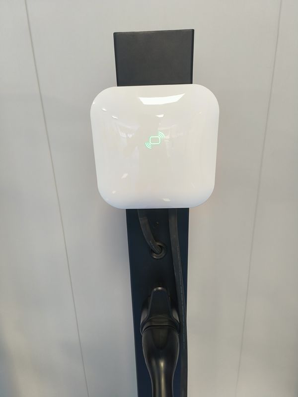 GBT Wallbox Ac Sạc xe điện Ev Sạc tinh khiết Type2 3 Giai đoạn 11kw Cho Tesla